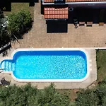 Apolonija 3*