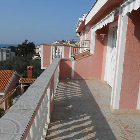 Apolonija Casa de hóspedes