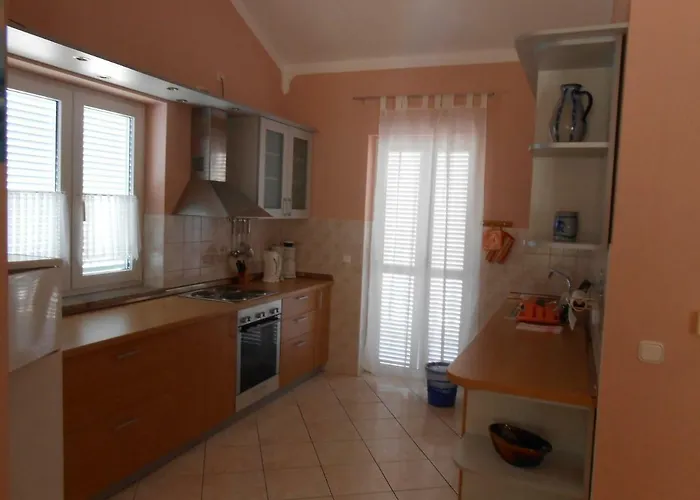 Guest house Apolonija