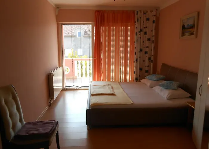 Guest house Apolonija